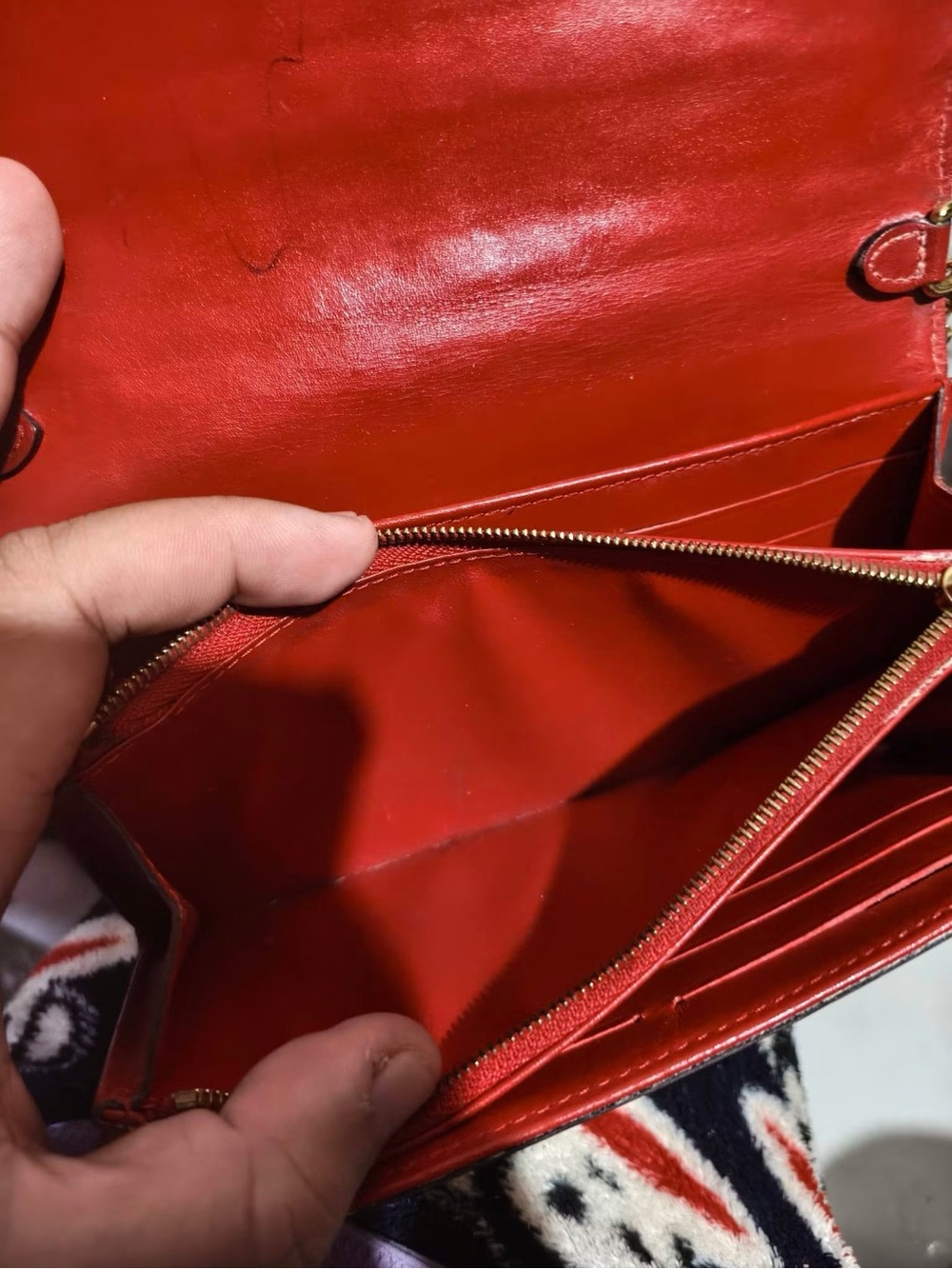 Louis Vuitton WOC - Picture 7 of 9